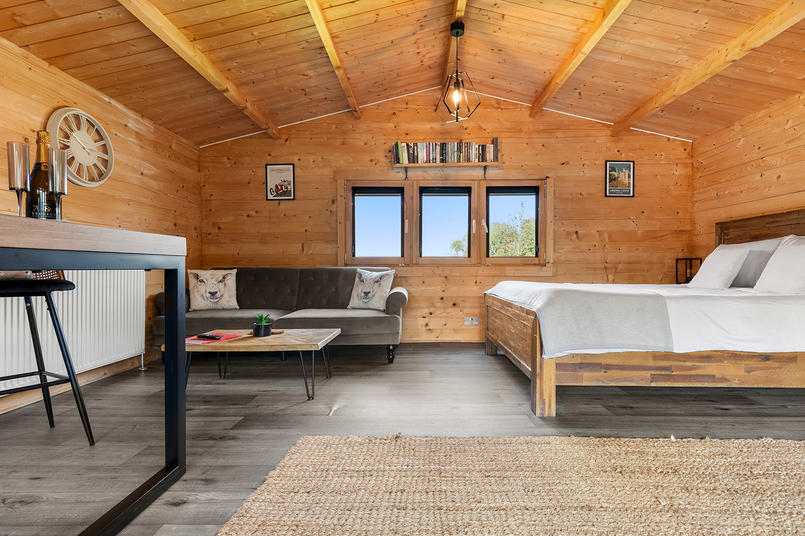 Lakeside Stays near Arundel